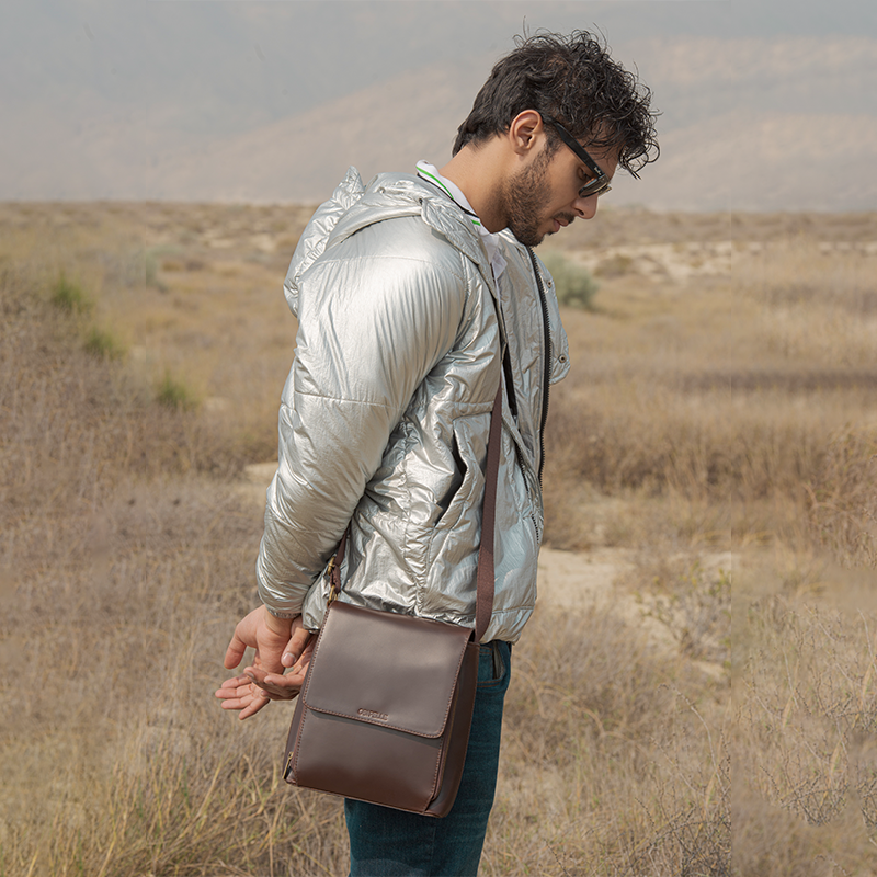 #color_Crazy Brown
