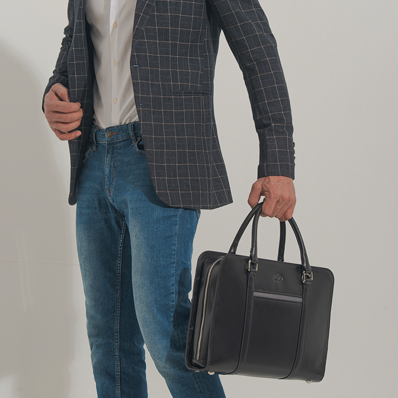 #color_Midnight Black