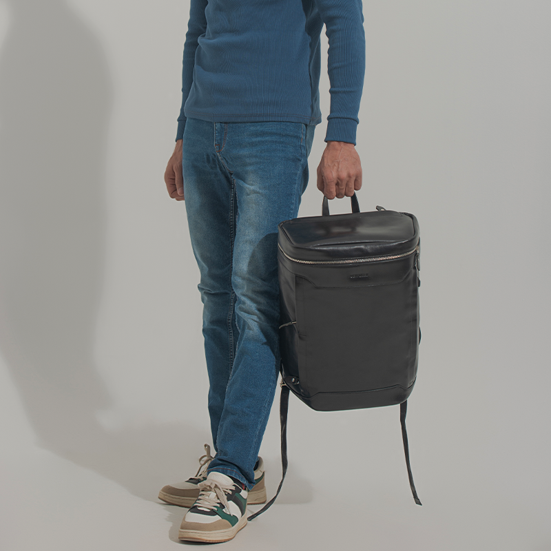 #color_Midnight Black