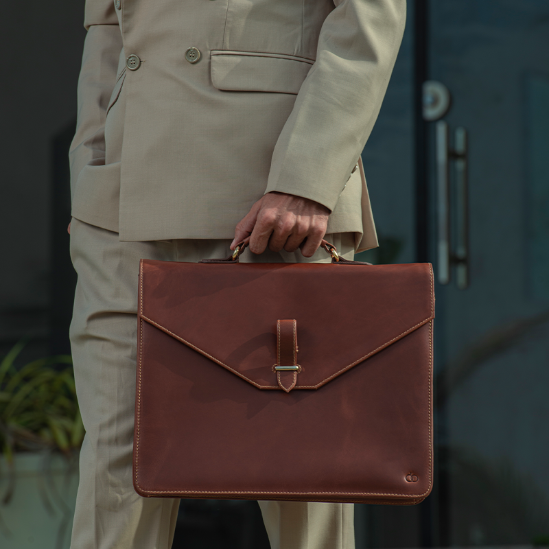 #color_Geneva Brown