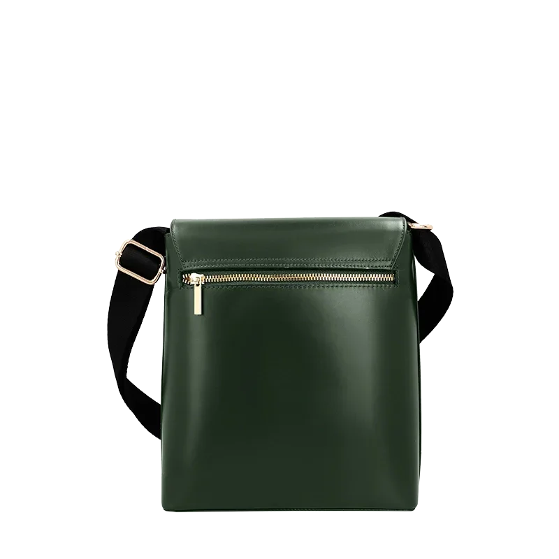 #color_Delta Green